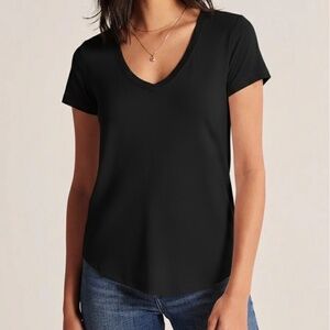 Abercrombie & Fitch Drapey V-Neck Tee Black